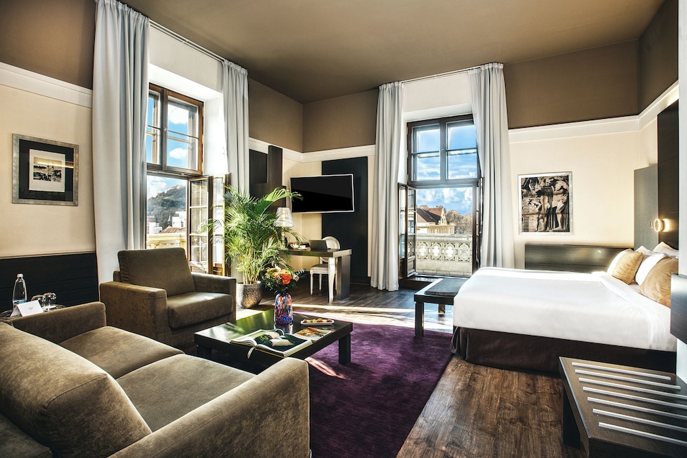 Grand Suite, 1 Bedroom, Balcony, City View photo 1