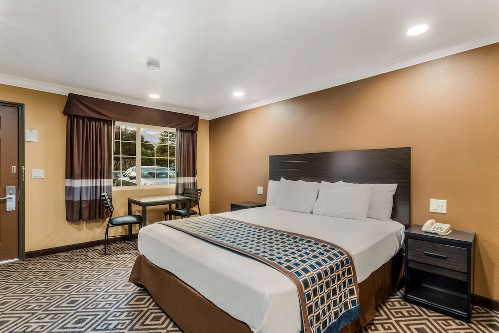 Room, 1 Queen Bed, Non Smoking