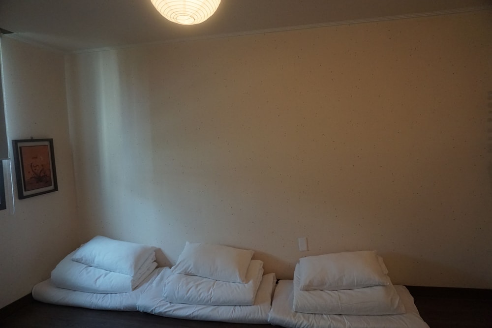 Traditional Room (Deluxe Ondol)