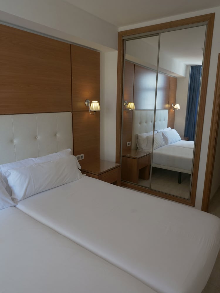 Standard Apartment, 2 Bedrooms photo 3