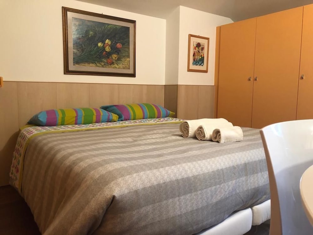 Deluxe Double Room, Balcony, Courtyard View