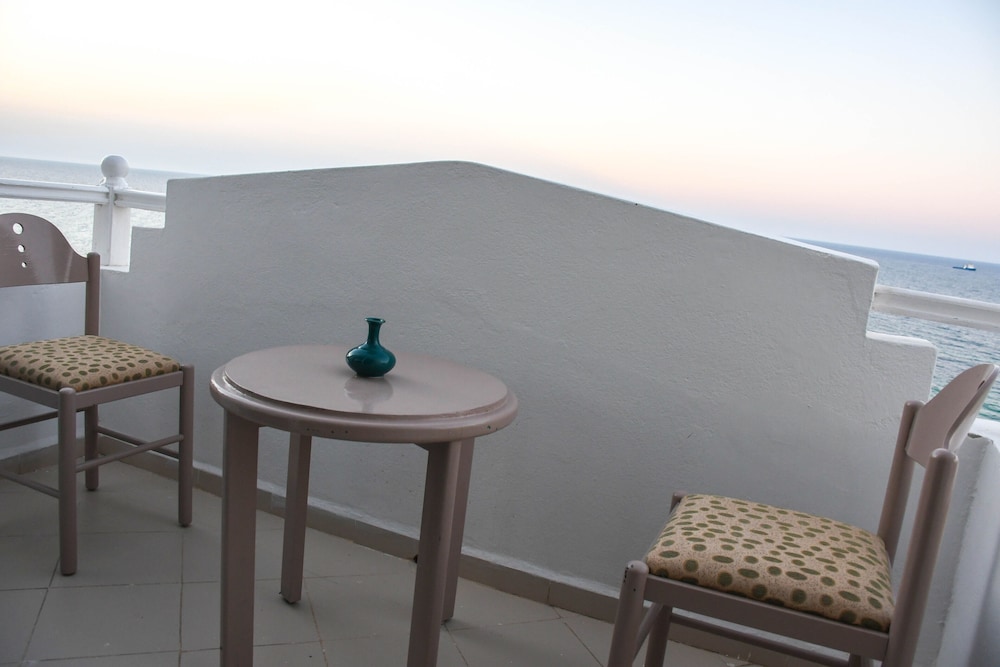 Panoramic Single Room, 1 Queen Bed, Beach View