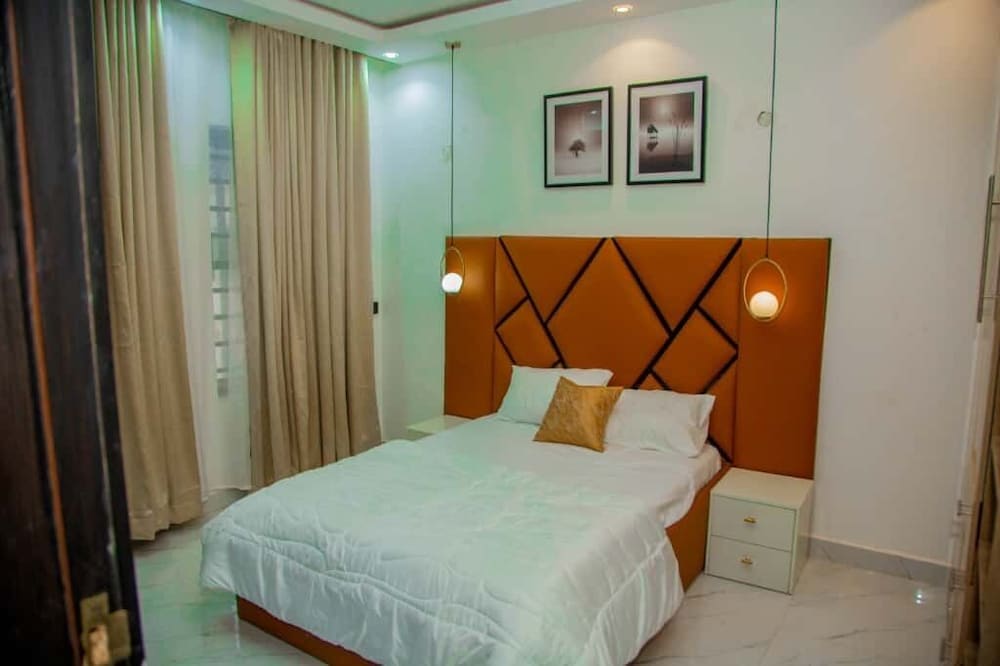 Duplex, 2 Bedrooms, Balcony photo 1