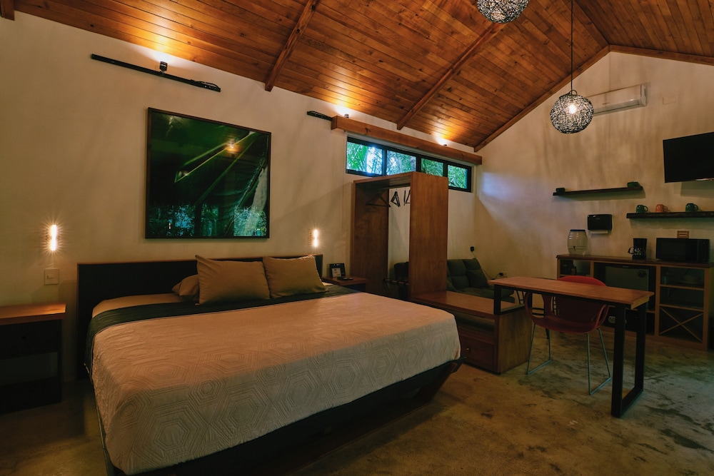 Signature Cabin
