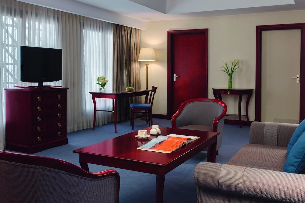 Suite, 1 Bedroom, Smoking, Corner