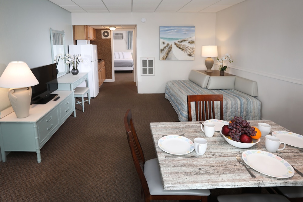Deluxe Suite, Kitchenette (Oceanfront) photo 1