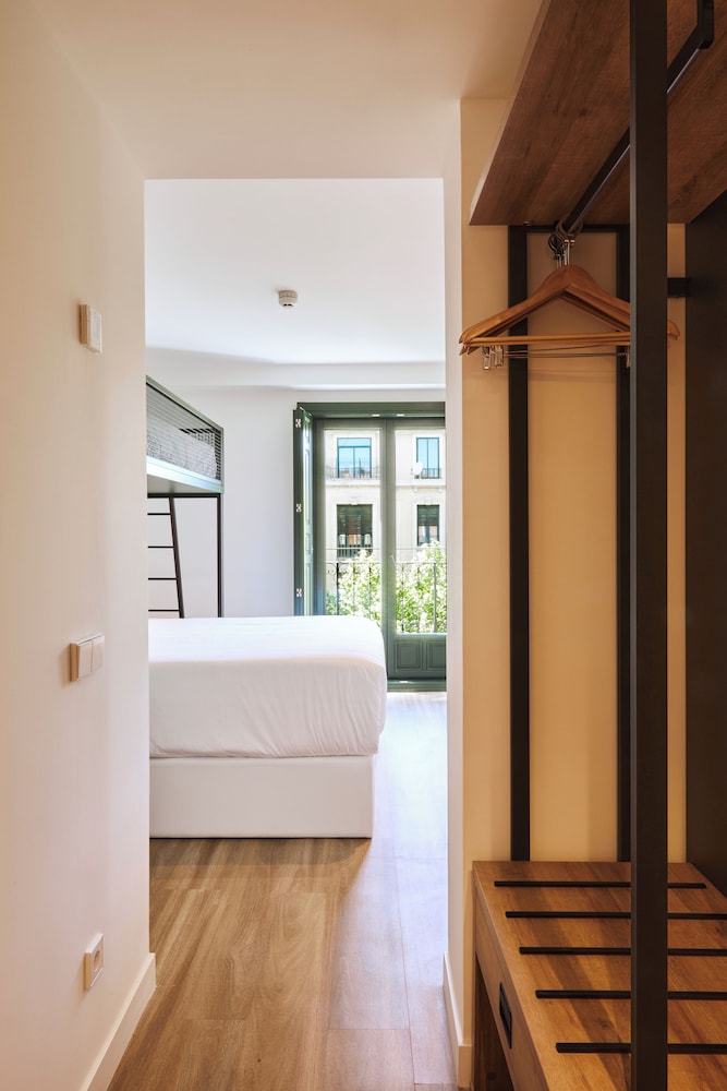 Deluxe Triple Room photo 2