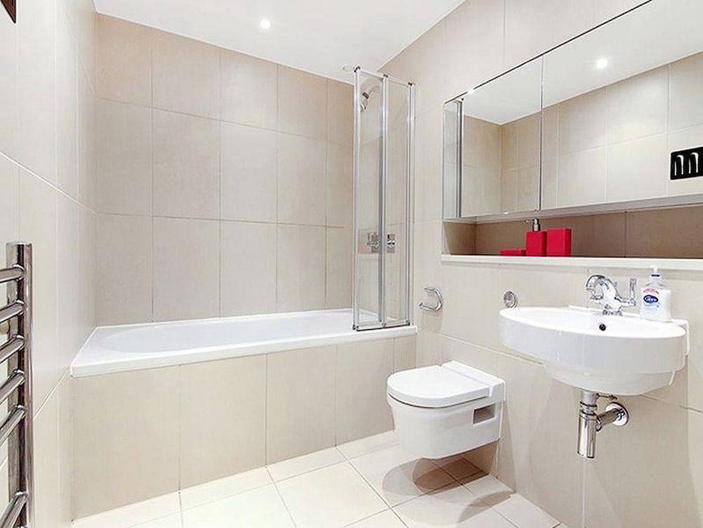 Family Apartment, 2 Bedrooms, Park View photo 2