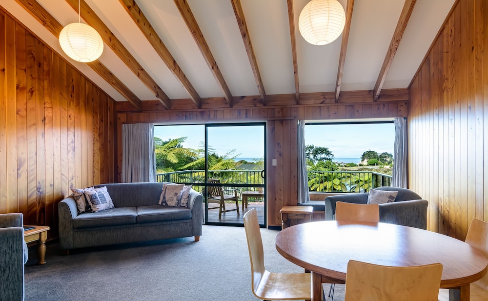 Superior Two Bedroom Unit Sea View photo 3