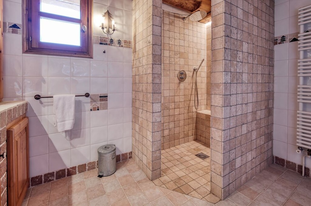 Luxury Chalet photo 2