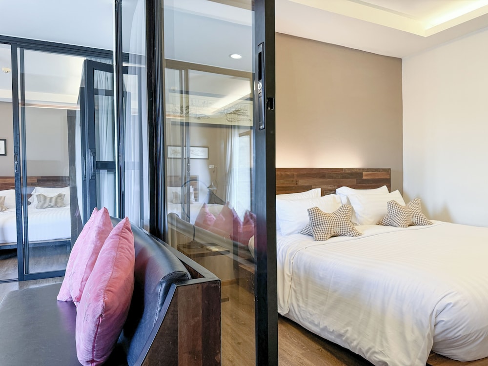 Family Double Room, 2 Bedrooms, City View