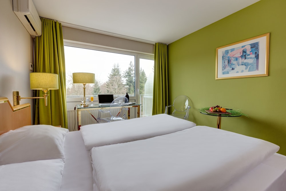 Comfort Twin Room, 2 Twin Beds - Photo 1