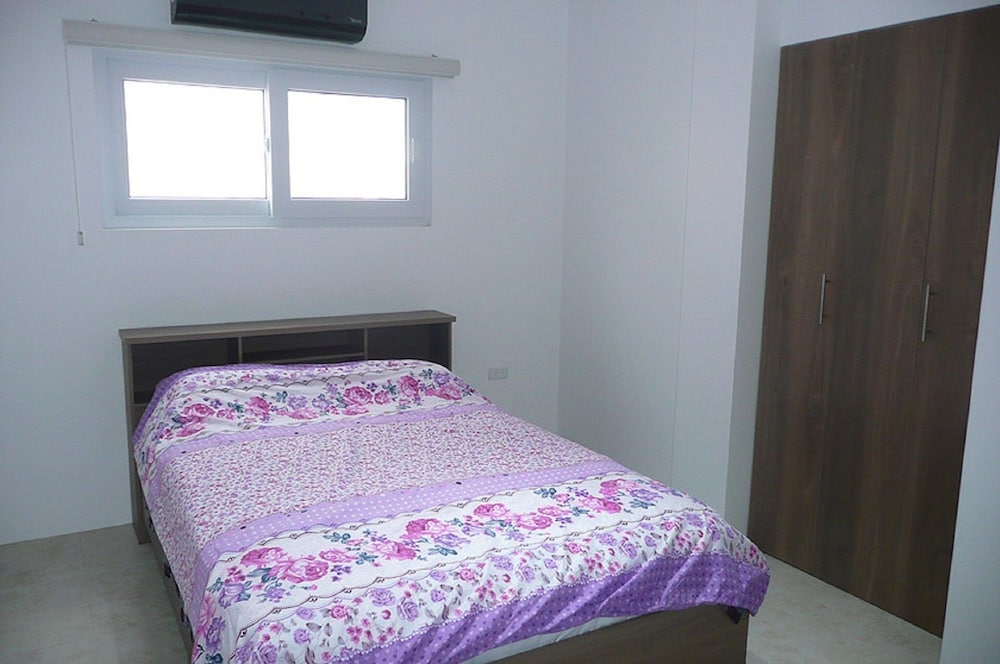 Family House, Multiple Beds, Ocean View photo 2