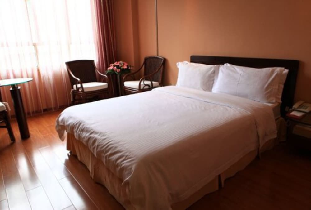 Business Room, 2 Single Beds(with computer) photo 3