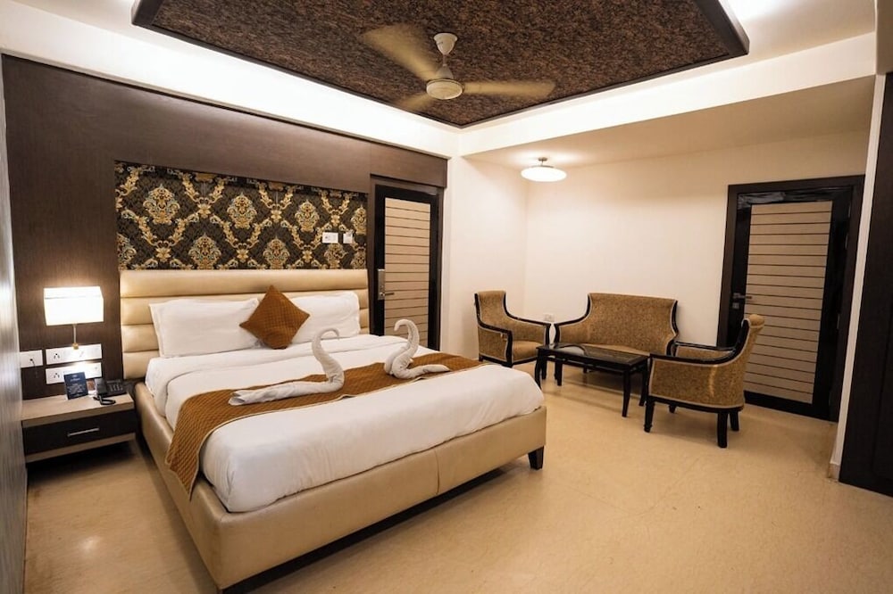 Club Room