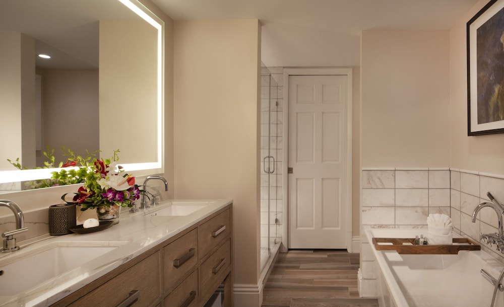 Luxury Suite, Oceanfront