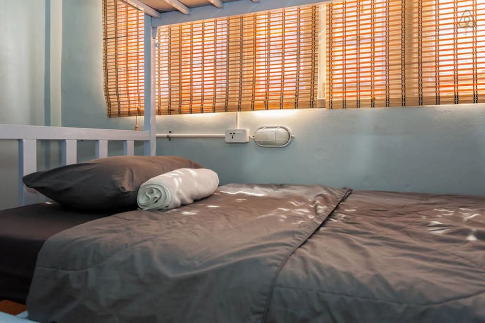 Mixed Shared Dormitory photo 1