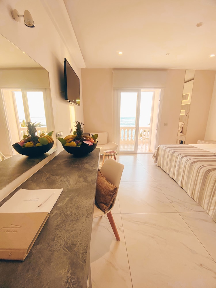 Comfort Room, Terrace, Sea View Comfort Room, Terrace, Sea View