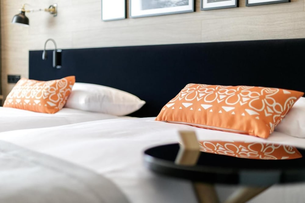 Standard Twin Room photo 2