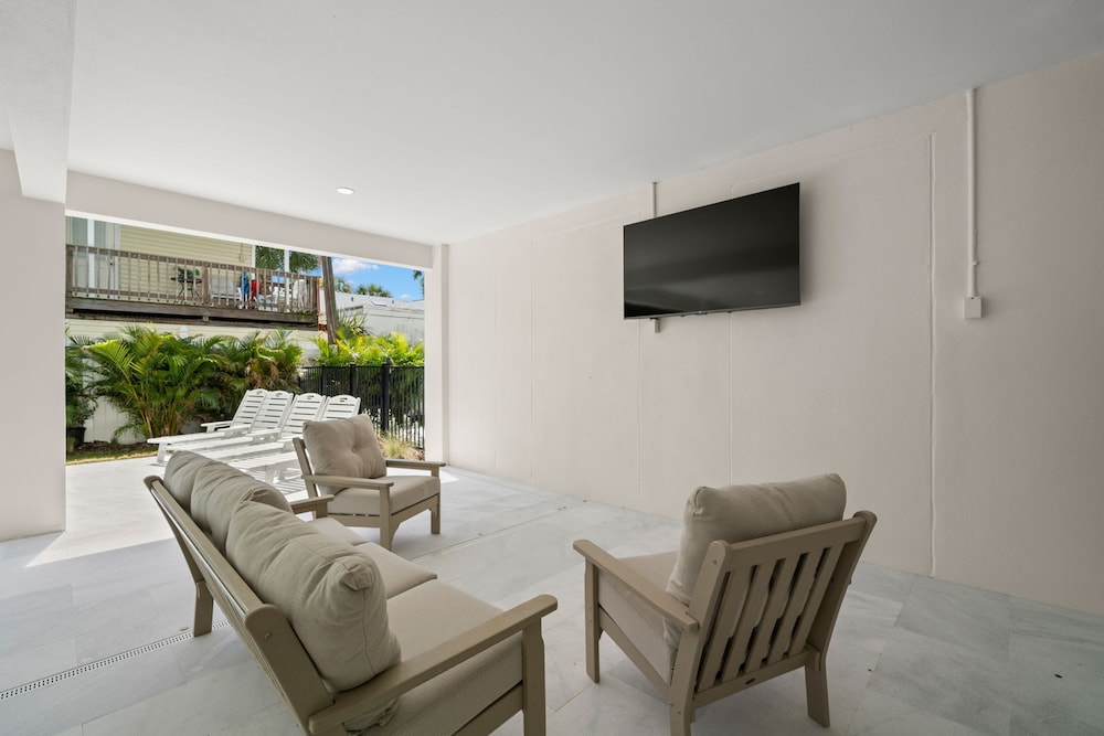 The Akoya Pearl - 2 Beach Homes Steps From CWB, Billede 8
