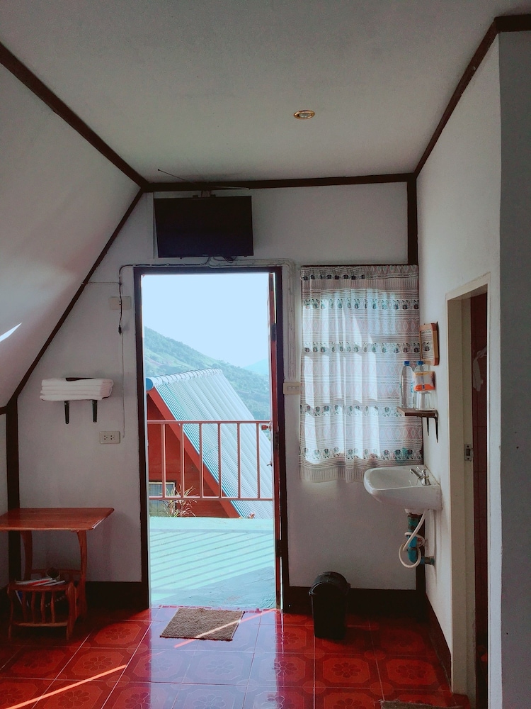 Family Bungalow photo 3