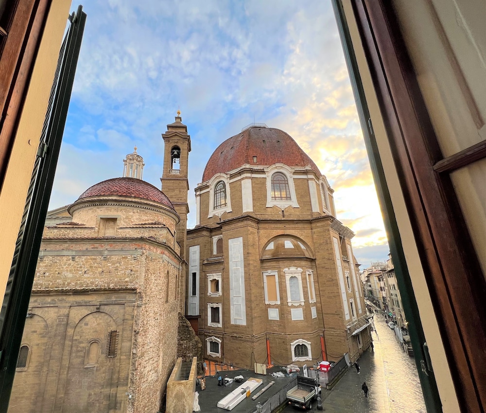 Panoramic Triple Room photo 3