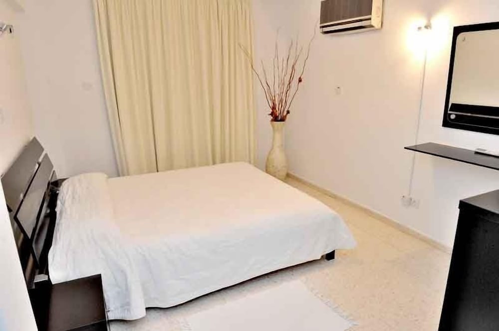 Apartment, 1 Bedroom, Balcony, Mountain View