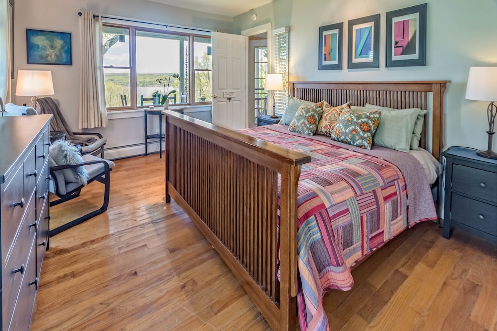 Luna Suite photo 1