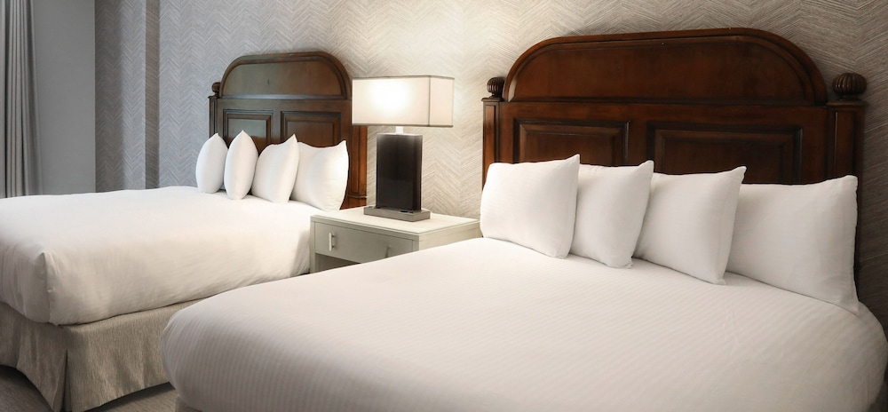 Room, 2 Queen Beds (Lodge and Spa Woodland Side) - Photo 2
