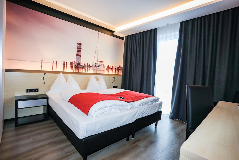 Economy Room, 2 Twin Beds, Non Smoking (Perun Style) photo 1