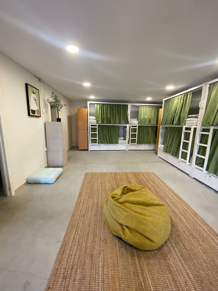 Bed in 10 Bed Mix Dorm Ensuite