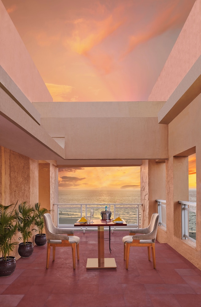 Suite, Terrace (SUNSET VIEW) - Photo 2