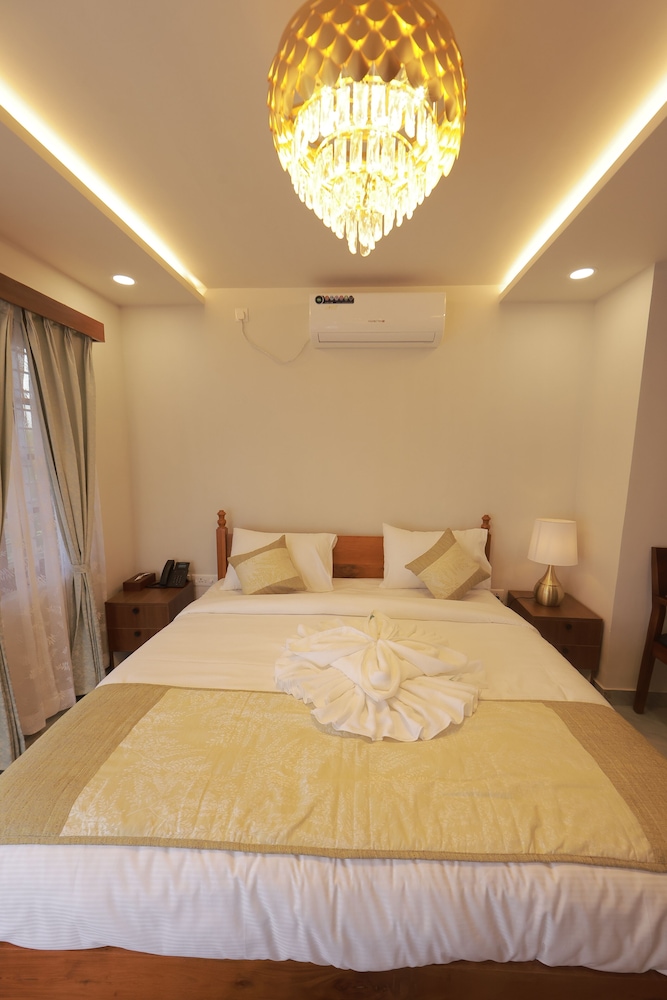 Deluxe Suite, Balcony, Sea View