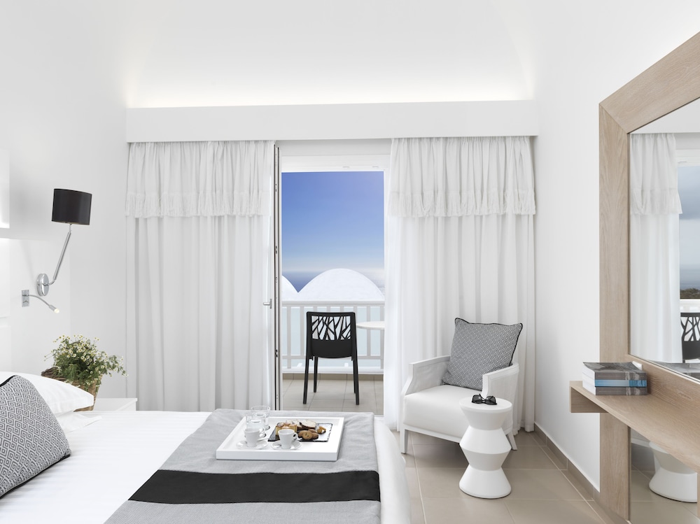 Double or Twin Room, 1 Bedroom, Balcony - Photo 11