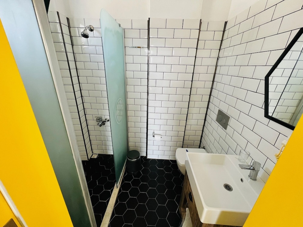 Standard Triple Room photo 2