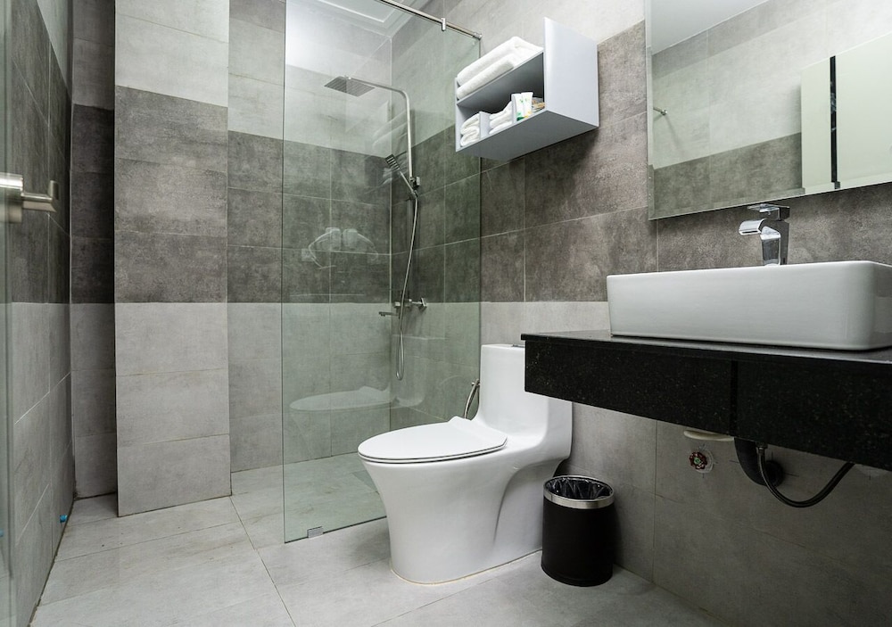 Deluxe Double Room, Balcony - Photo 6