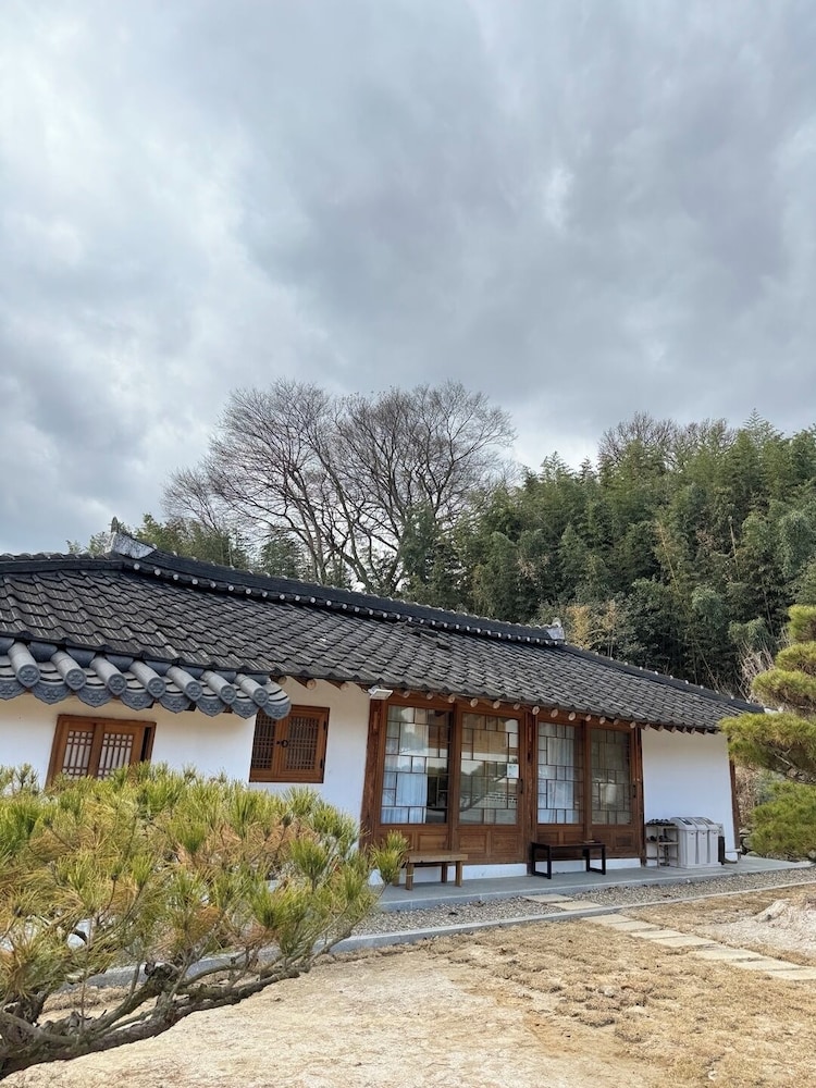 Deluxe House, Kitchen, Garden View