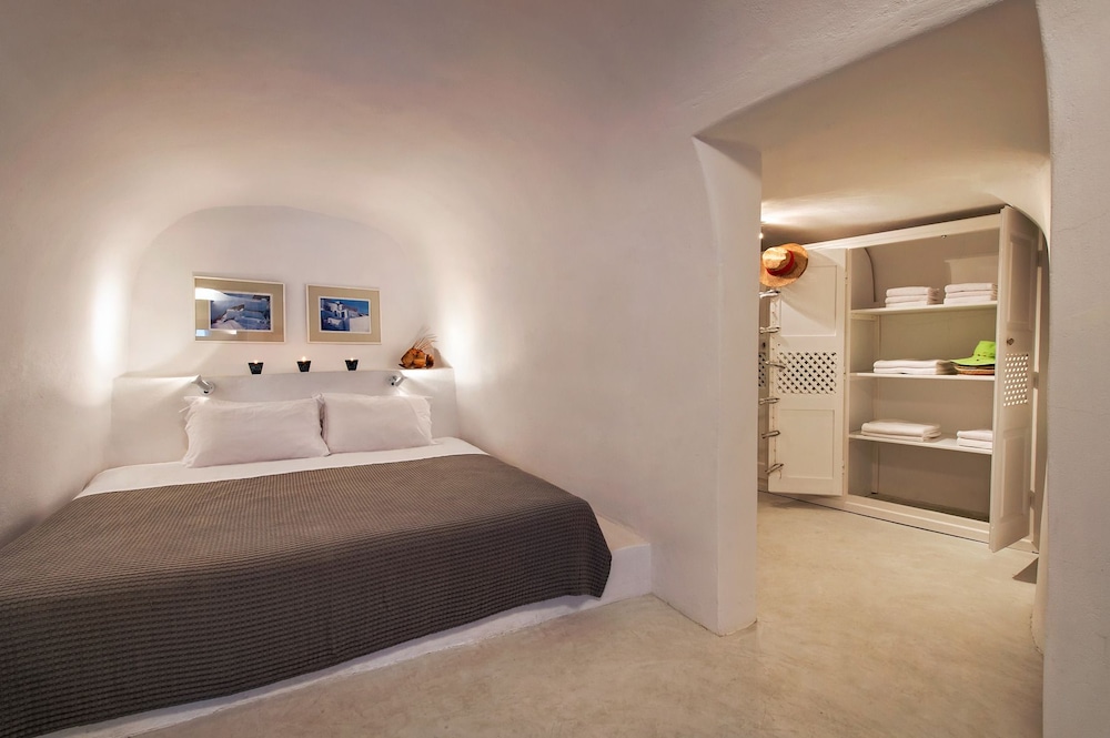 Traditional House, 2 Bedrooms, Jetted Tub