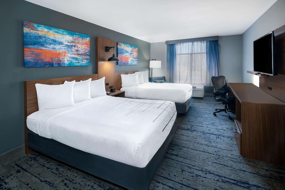 Room, 2 Queen Beds, Non Smoking - Photo 3