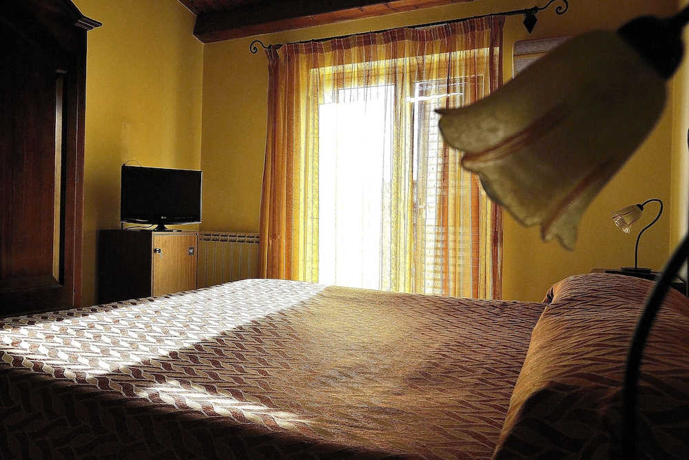 Single Room photo 1