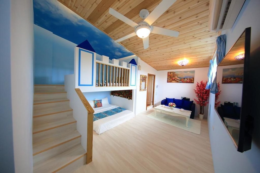 Standard Quadruple Room, 2 Double Beds photo 1