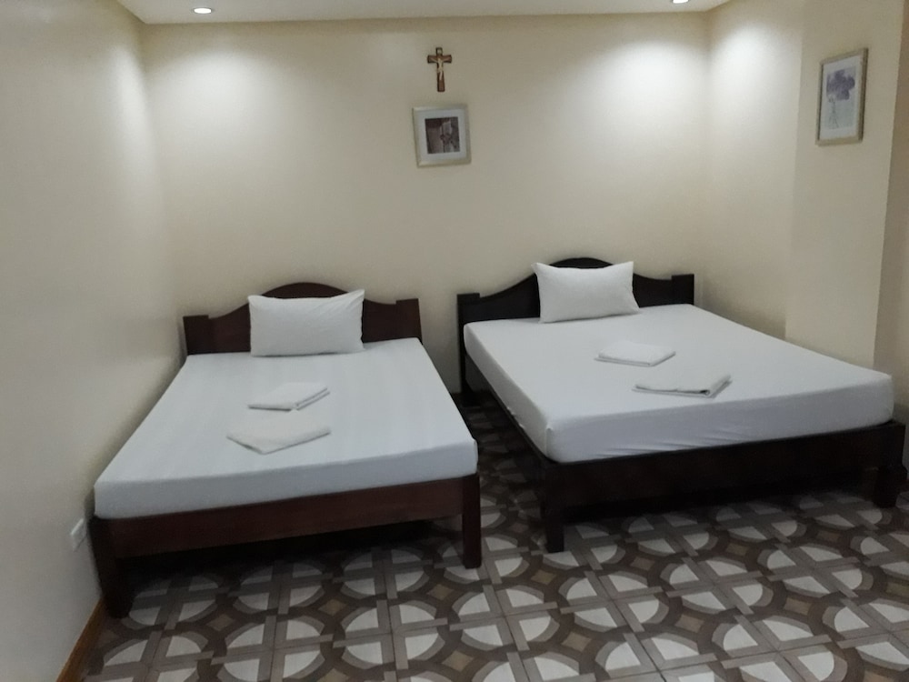 Standard Room photo 1