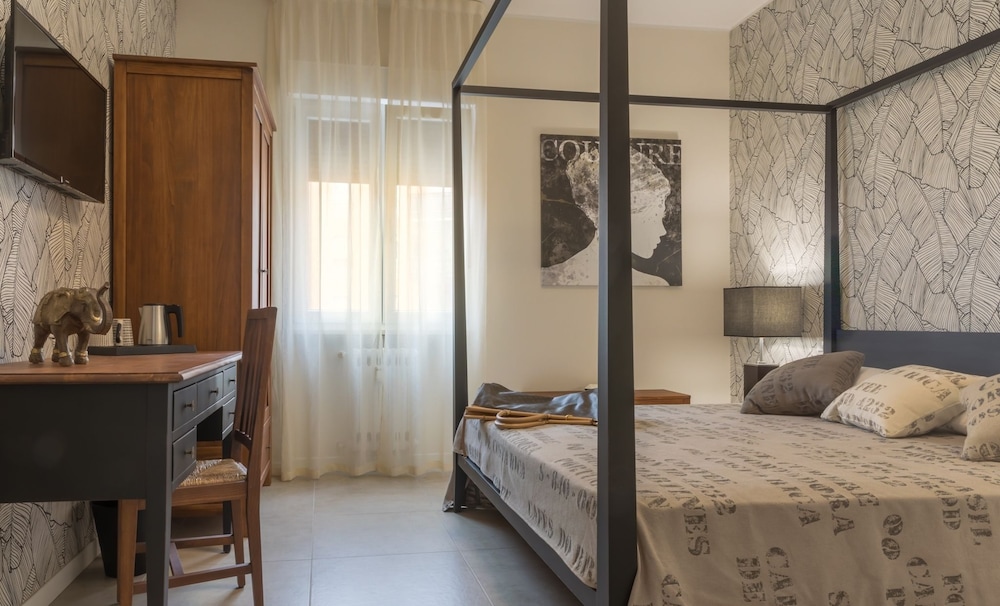 Superior Double Room (Dakar) photo 2