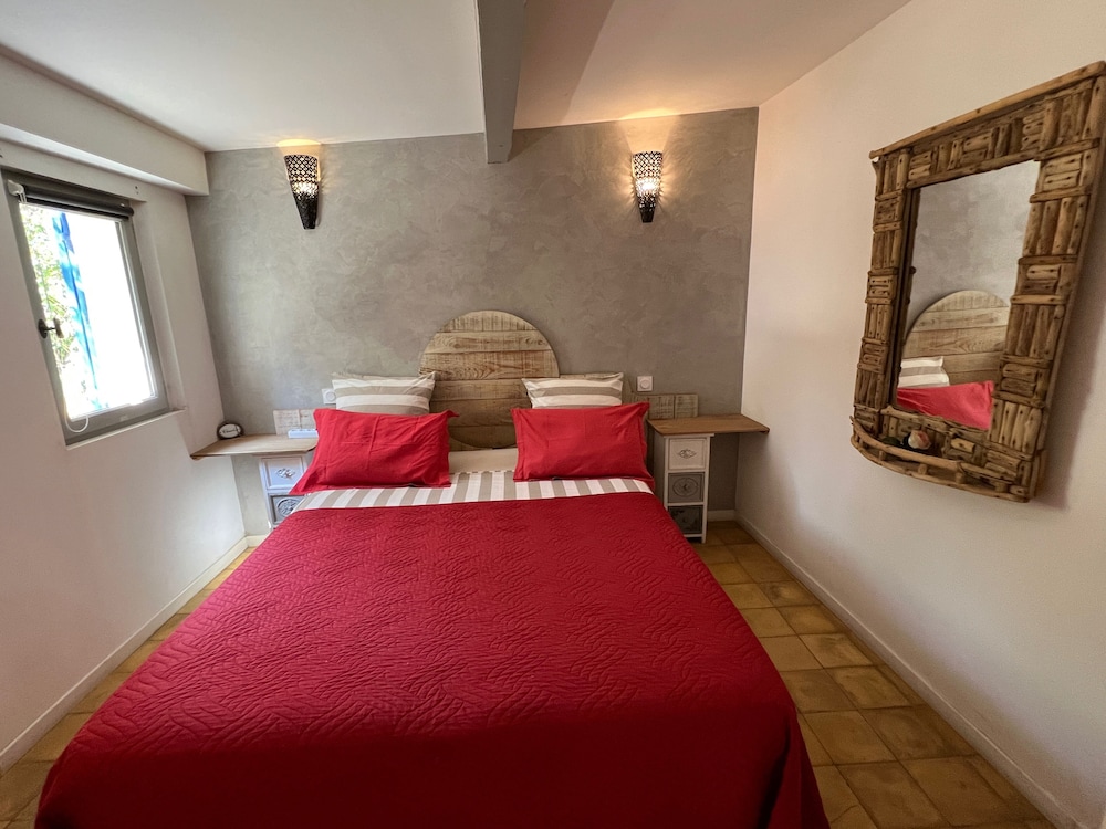 Signature Cottage, 1 Bedroom, Pool Access (MAZET BEAUDUC) photo 1