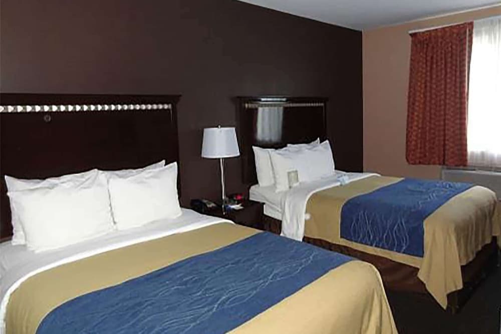 Deluxe Room, 2 Double Beds, Non Smoking photo 1