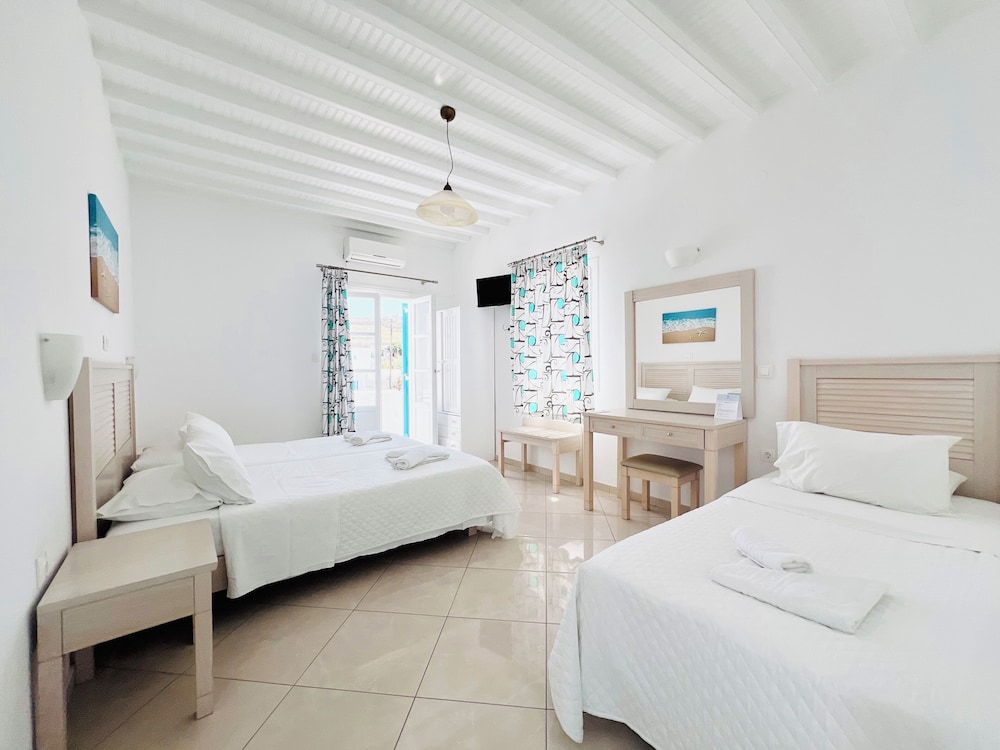 Basic Triple Room, 1 Bedroom