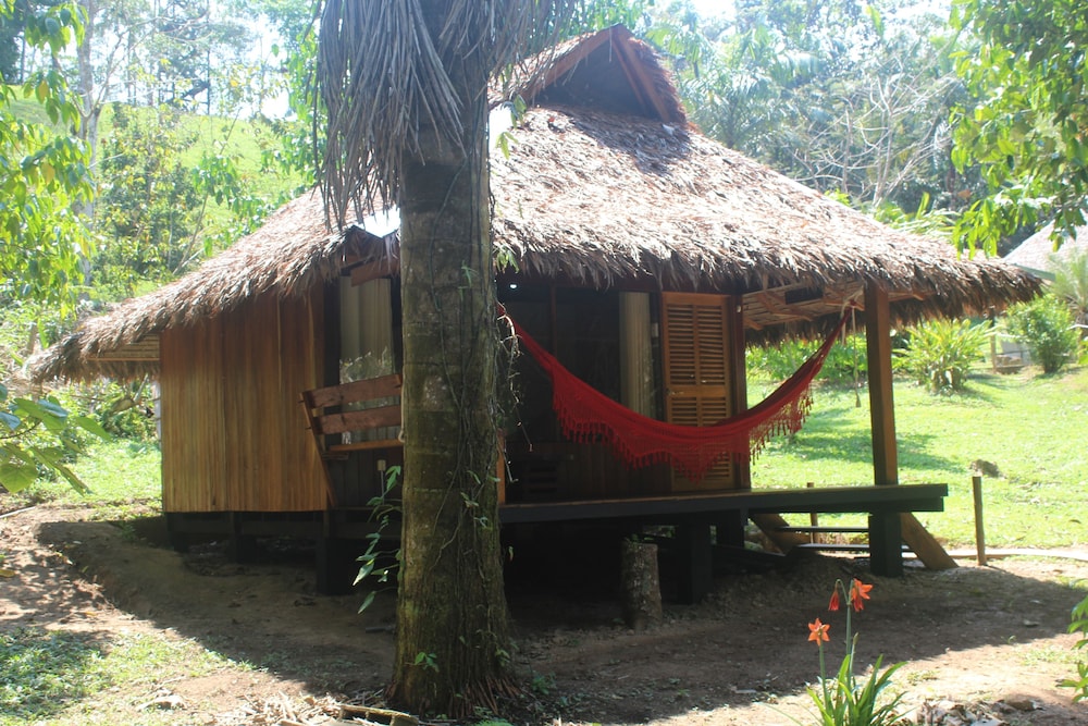 Family Chalet, 2 Double Beds, Garden Area photo 1