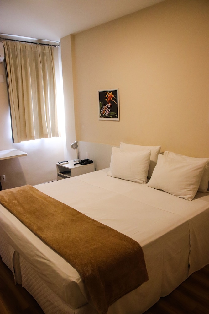 Standard Double or Twin Room photo 2