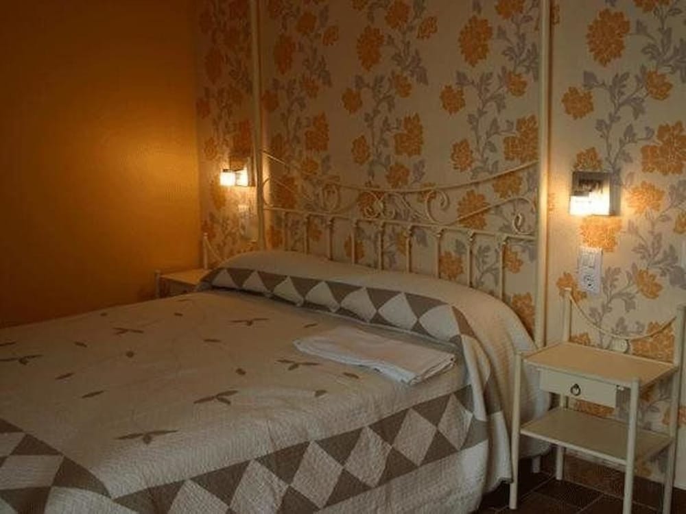 Double Room, Shared Bathroom