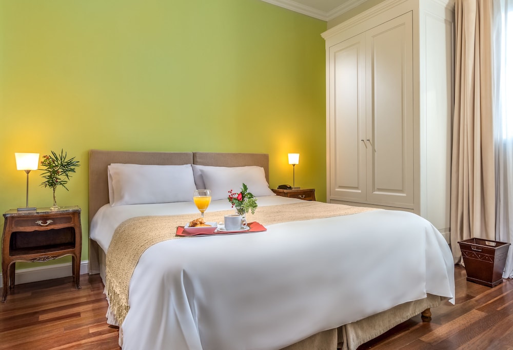 Superior Double or Twin Room photo 1